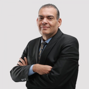 السيد/ ضياء كمال